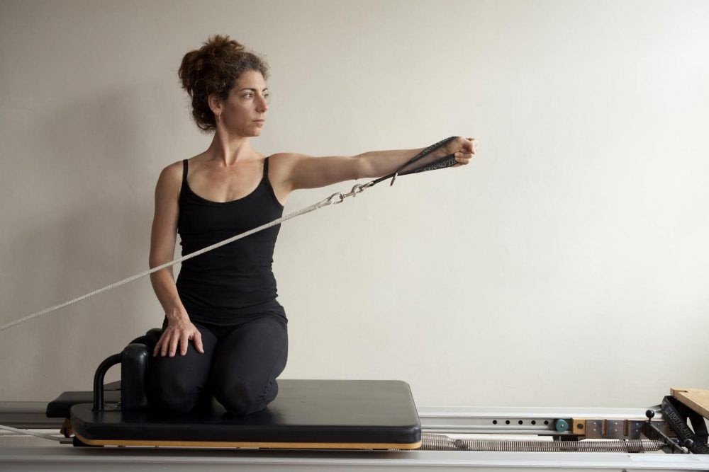 Pilates Reformer vs Mat - Which is Better? - Mor Movement